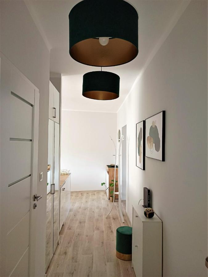 Szmaragdowy Apartament Przy Ulicy Opolskiej Tarnowskie Góry Buitenkant foto